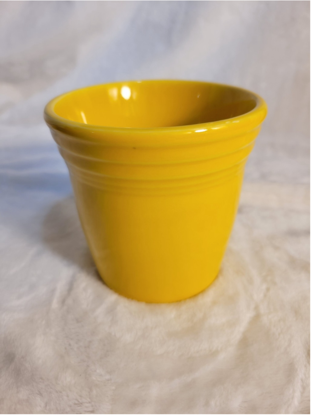Fiesta Daffodil Flower Pot 3 1/2 in -New